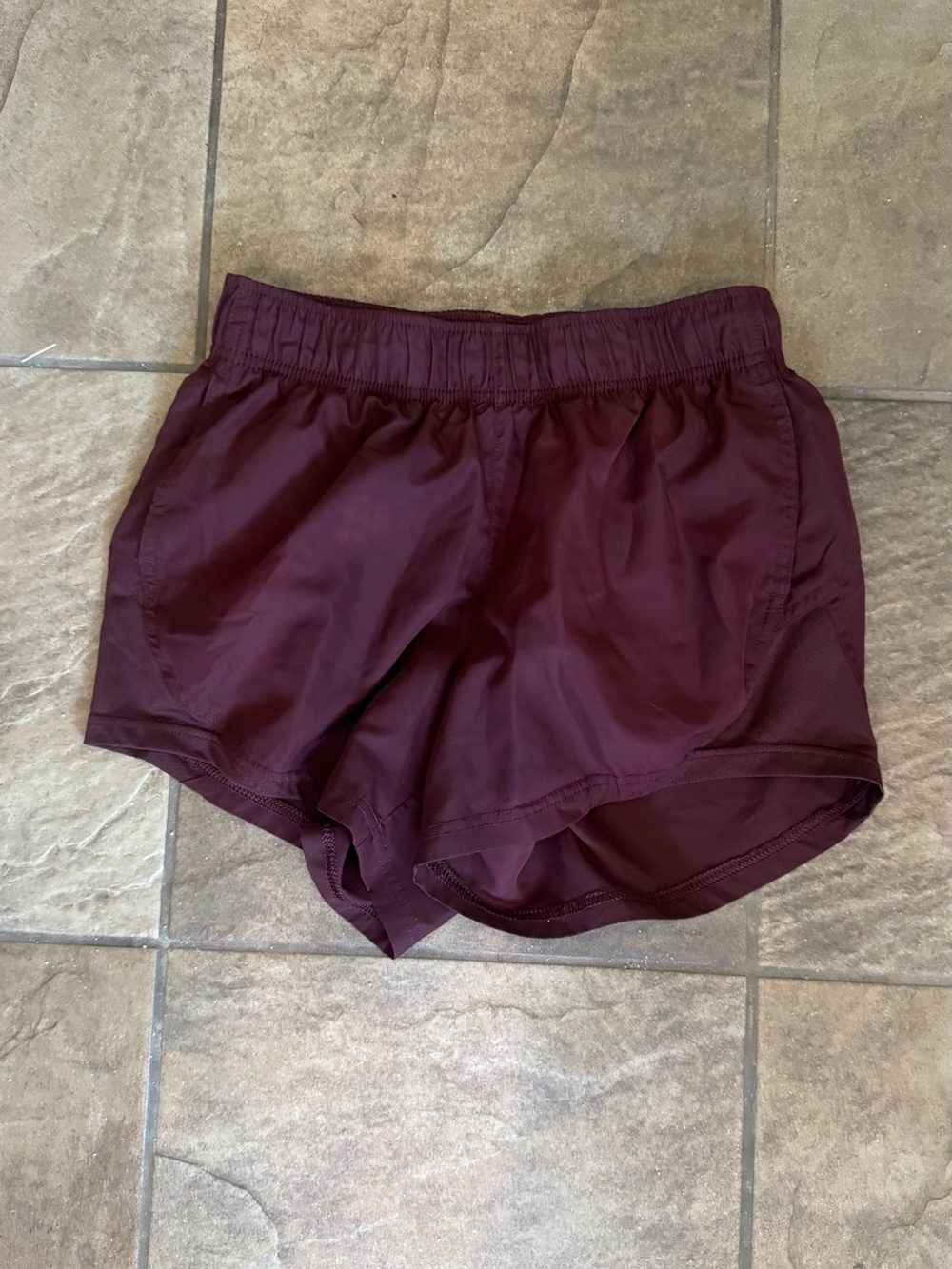 Women's Athletic Running Shorts — Burgundy